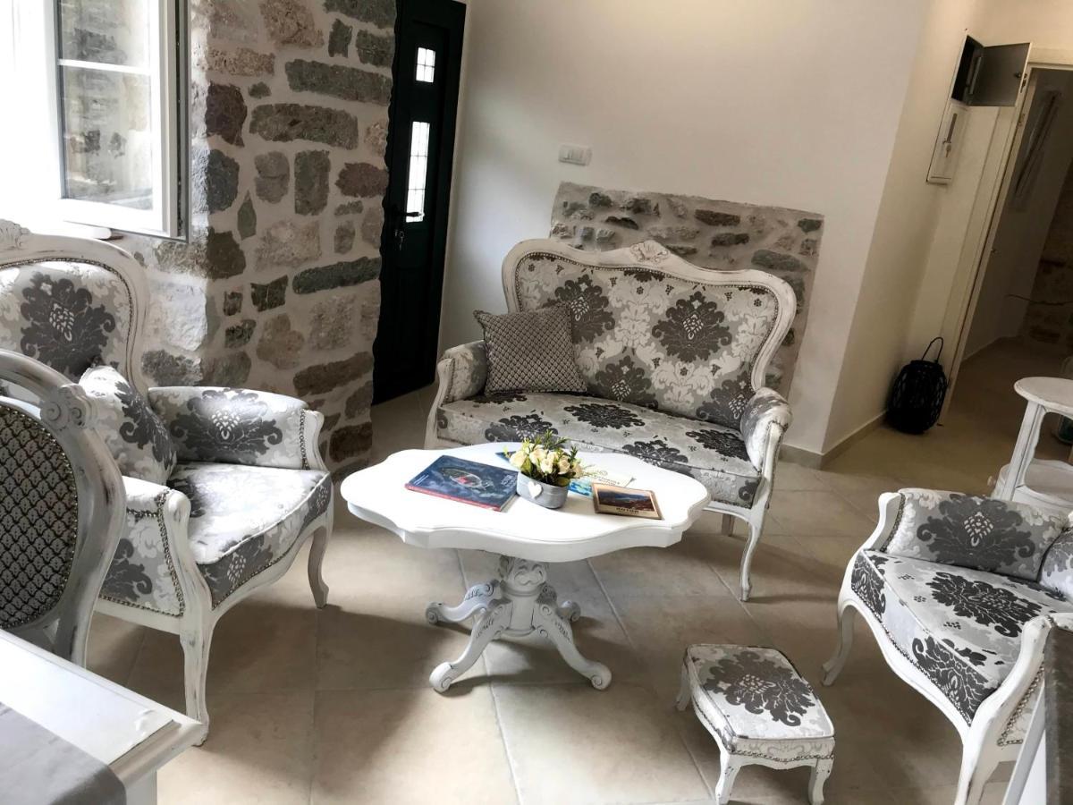 New Renovated Old Town Martiva Apartment Kotor Exterior foto