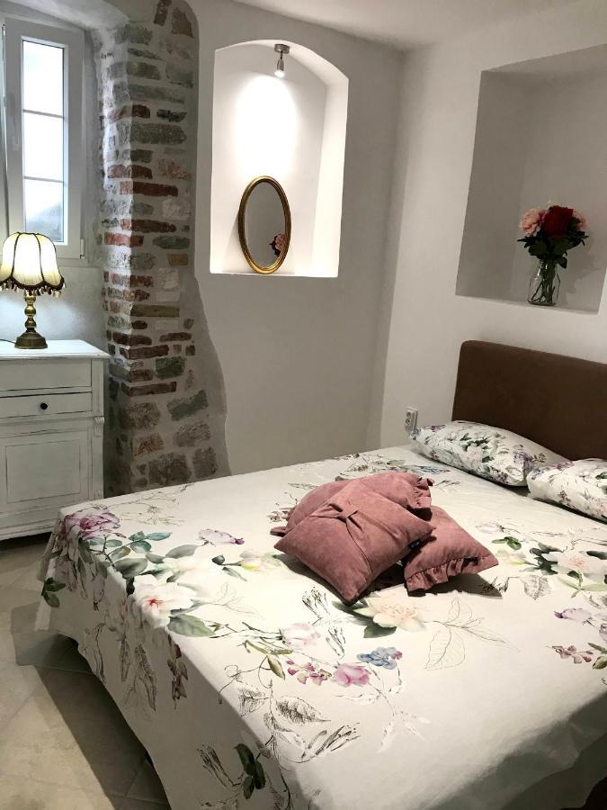 New Renovated Old Town Martiva Apartment Kotor Exterior foto