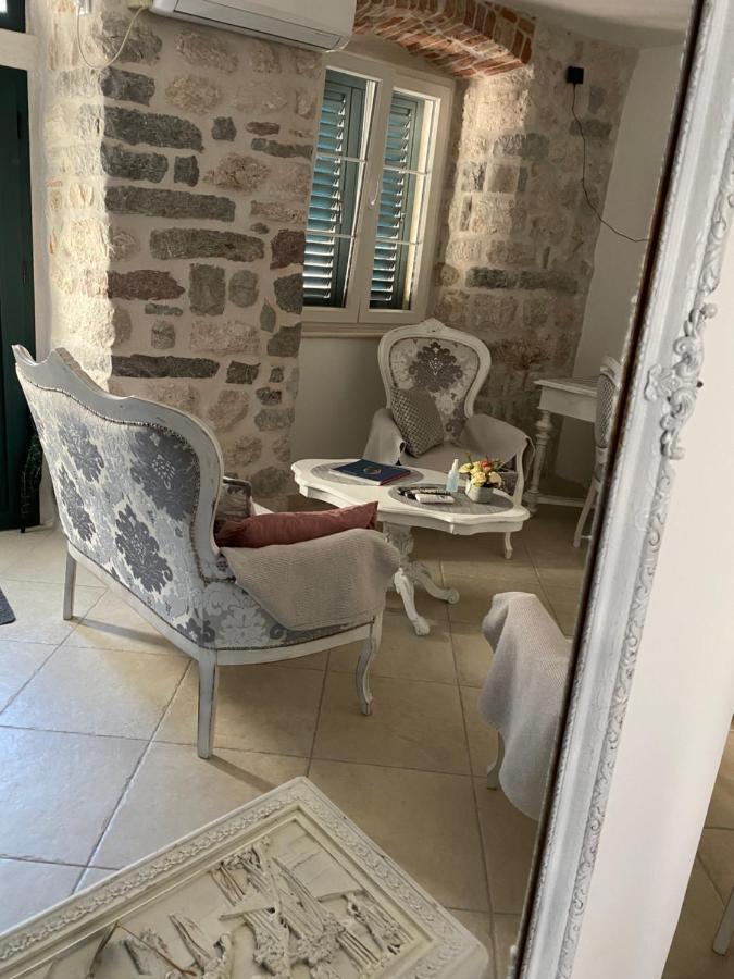 New Renovated Old Town Martiva Apartment Kotor Exterior foto